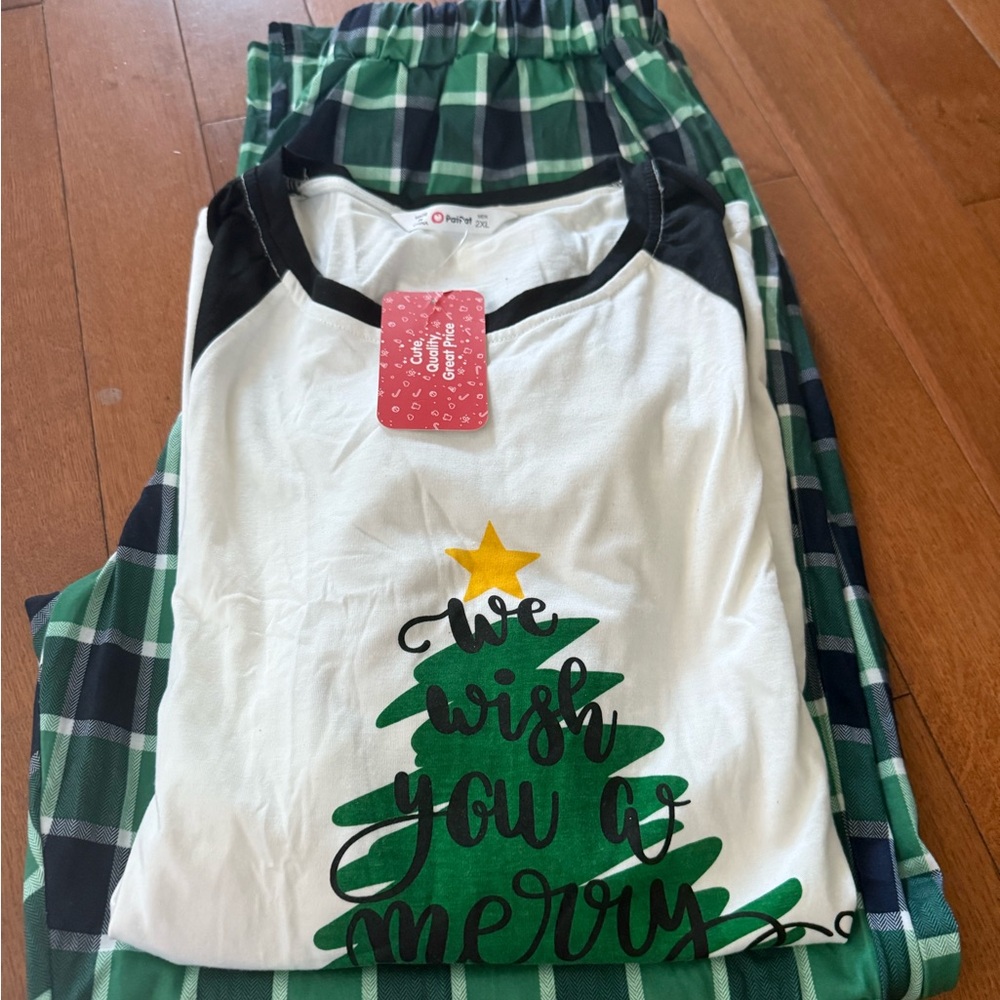 PatPat Green and White Christmas Tree Mens Pajama Set